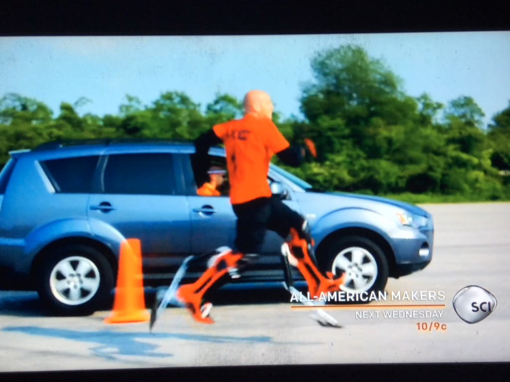 BIONIC BOOT RACES A CAR ON NOV 11TH ON ALL AMERICAN MAKERS.